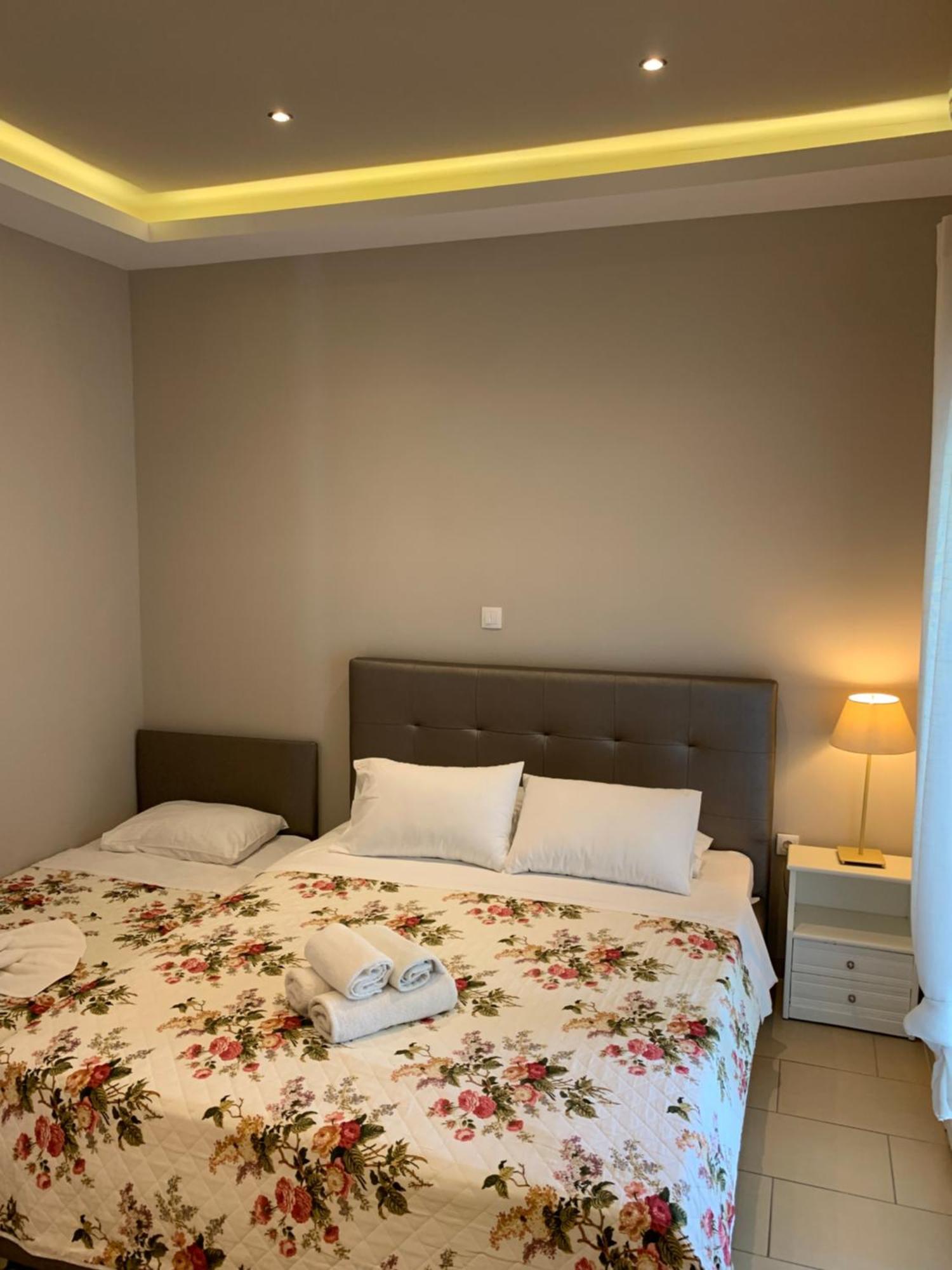 Luxury Studios Ath 리메나스 외부 사진