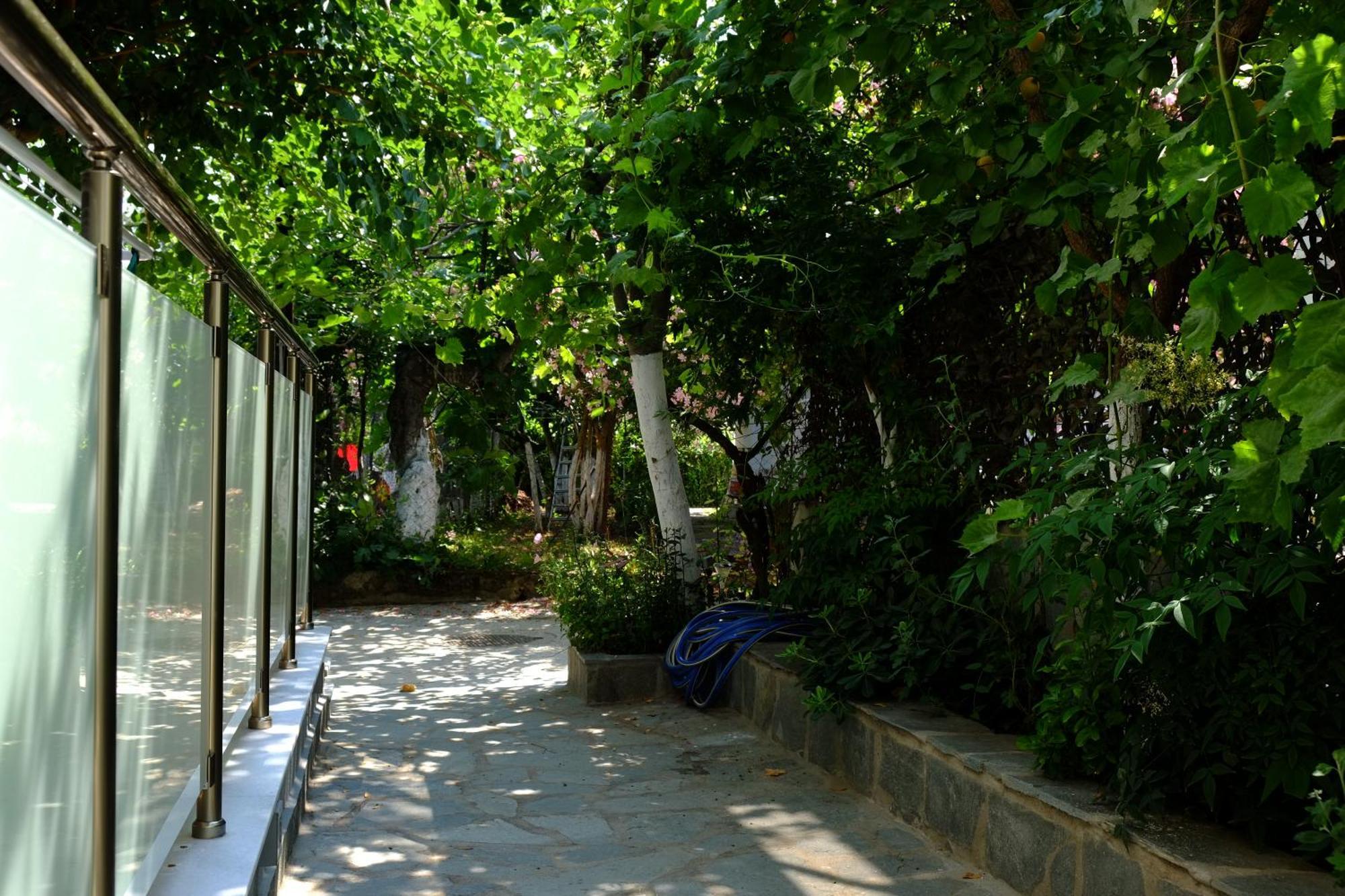 Luxury Studios Ath 리메나스 외부 사진